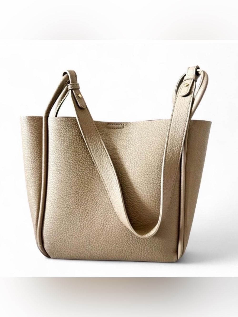 Elegant Tan Leather Tote Bag